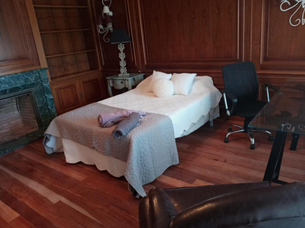 Patricia Hotel วิลยาวิซิโอซา เด โอดอน ภายนอก รูปภาพ